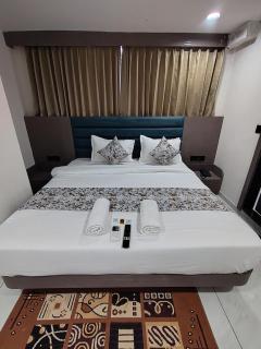 Hotel Shyam Inn - 2