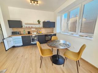 Nový Apartmán KVETINKA v centre Žiliny s KAVIARŇOU - 9