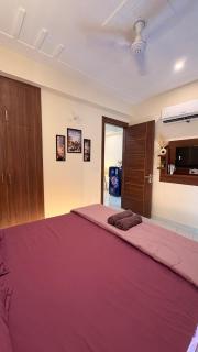 Comfortable Stay Near Ganga & Cafes in Tapovan - 5