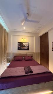 Comfortable Stay Near Ganga & Cafes in Tapovan - 2