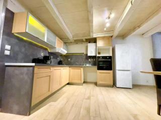 Le Rochois, T3 au centre - idéal pour une famille ou 2 couples - 2