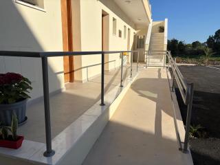 Harmony Seaview Apartments - 3