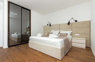 Exquisite blend of modern elegance and traditional Dalmatian charm !! - 2