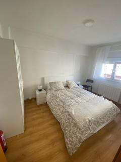 Apartamento cerca de centro y playa - 0