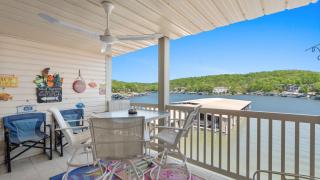 Reel Relaxation Waterfront Comfort & Views - 0