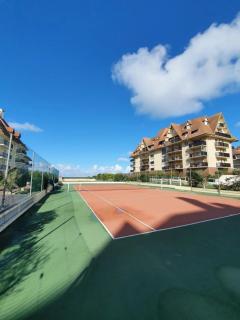 Studio comfy, accès direct plage, piscine, tennis - 2