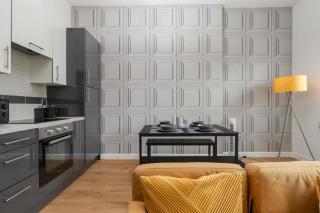 Spacious apartment for groups in City Centre - 4