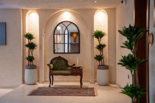 Downtown Hotel - 1