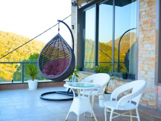 The Lake Ambience Signature Suites - 3