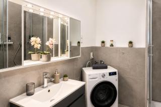 NUJU Rentals - 4-Zimmer, 10 Gäste, Wintergarten & Terrasse & Parkplatz - 5