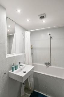 Historical charm comfort of modern living - 9