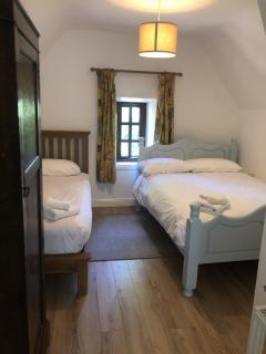Wells House & Gardens Self Catering Gardeners Cottage - 1