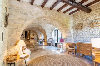 Château Les Boissieres aux portes d'Uzes 26 couchages Piscine Sauna en bord de rivière Cadre exceptionnel - 1