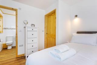 L54 - Sunny Corner - Truro - 2