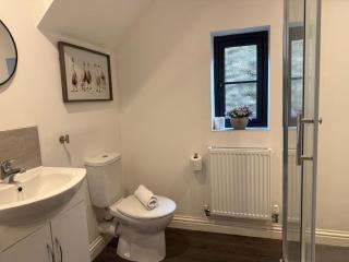 The Carriage House, peaceful, beautiful cottage - 4