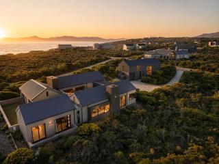 Cast Away at Romansbaai - Salted Fynbos Staying - 6