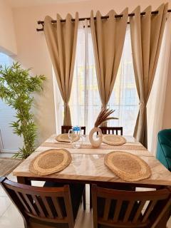 Olina Stays 2BR Apt Amoret Homes - 2