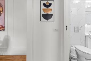 Stylish 2-Bedroom Apartment in Central Bucharest - 1