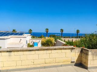 'Ammorin' with Seaview - 2 Bedrooms - 2