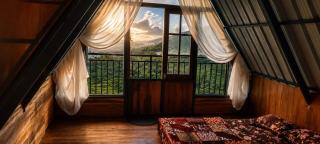 Vagamon Cloud Hugs couple stay - 6