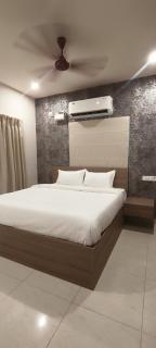 Skyline Suites - 2