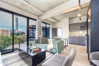The Lineal 521 - Urban 1BR Escape in Sandton Rooftop Pool Access - 9
