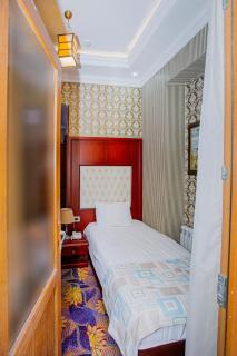 Boutique Hotel F1 view - 7