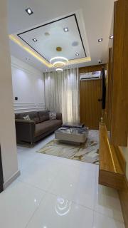 Modern Luxury 3BR Home 15 mins to Ikeja - 1