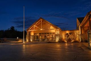 Coratel Inn & Suites by Jasper Black River Falls, WI - 4