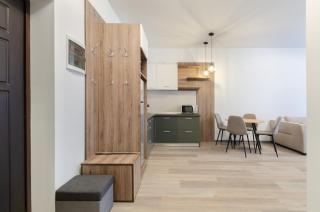 3-6 Vozdvizhenka, Dehtiarna 6, Kyiv centre, stunning city view, Petrovdom Apartment - 6