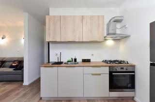 House Alex 2434 - 2