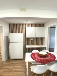 2 Bedrooms Unit in Toronto-Private Entry - 7