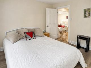 2 Bedrooms Unit in Toronto-Private Entry - 5