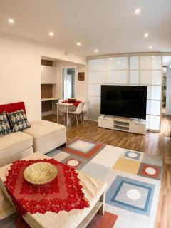 2 Bedrooms Unit in Toronto-Private Entry - 4