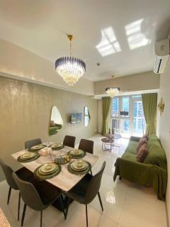 Blissful Staycations by Maria - 8