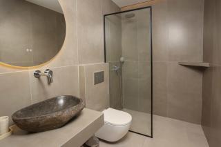 Kyklos Apartment Elegant Stay by the Sea - 7