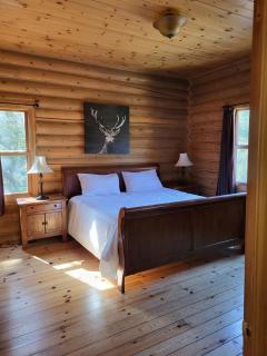 Fiddler Lake 72 with Private spa, pool table & Pool - 2