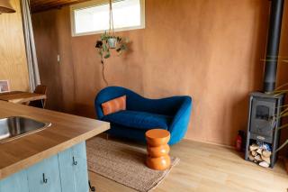 Vrij aan de Amstel Tiny House met hottub aan het water - 8