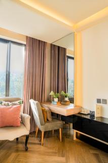 City Hotel - 1