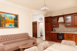 Bright 2 Bedroom Apartment Mayrig Building, with nice Balcony View, near Republic Square - 9