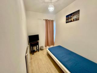 1 Bed & Breakfast West Brom - 3