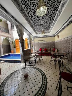 Riad Amazing - 2