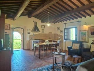 Farmhouse Apartment With Pool Near In Asciano - 4