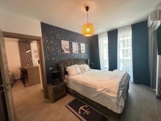 Baby Sea View and Pools Apartment- Mamaia Beach Resort - 2
