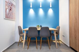 Blue 2Bdr Apartament in Magheru - 1