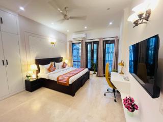 The South Manor Residency Safdarjung Enclave - 4