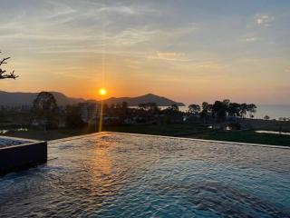 Modern Condo Infinity Pool Gym Near Beach - 3