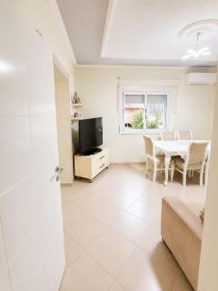 White Pearl Saranda - Sea View Apartament - 4