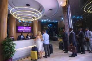 Airport GoldenTulip Hotel - 7