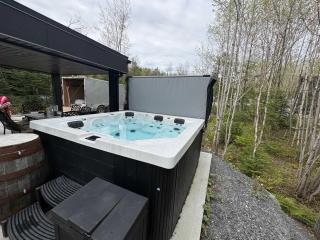Spa & River view - Le Conteneur Cache - 7